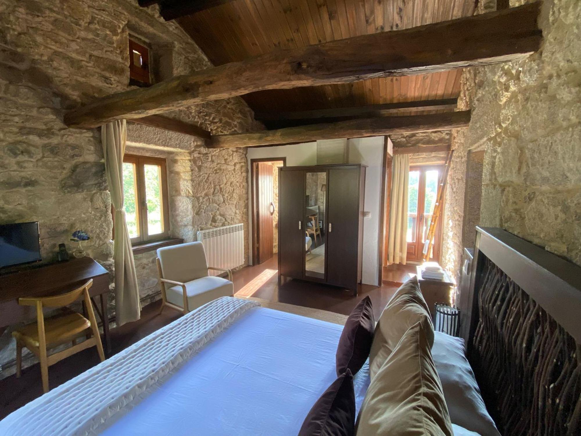 Rural Casal Do Mouro